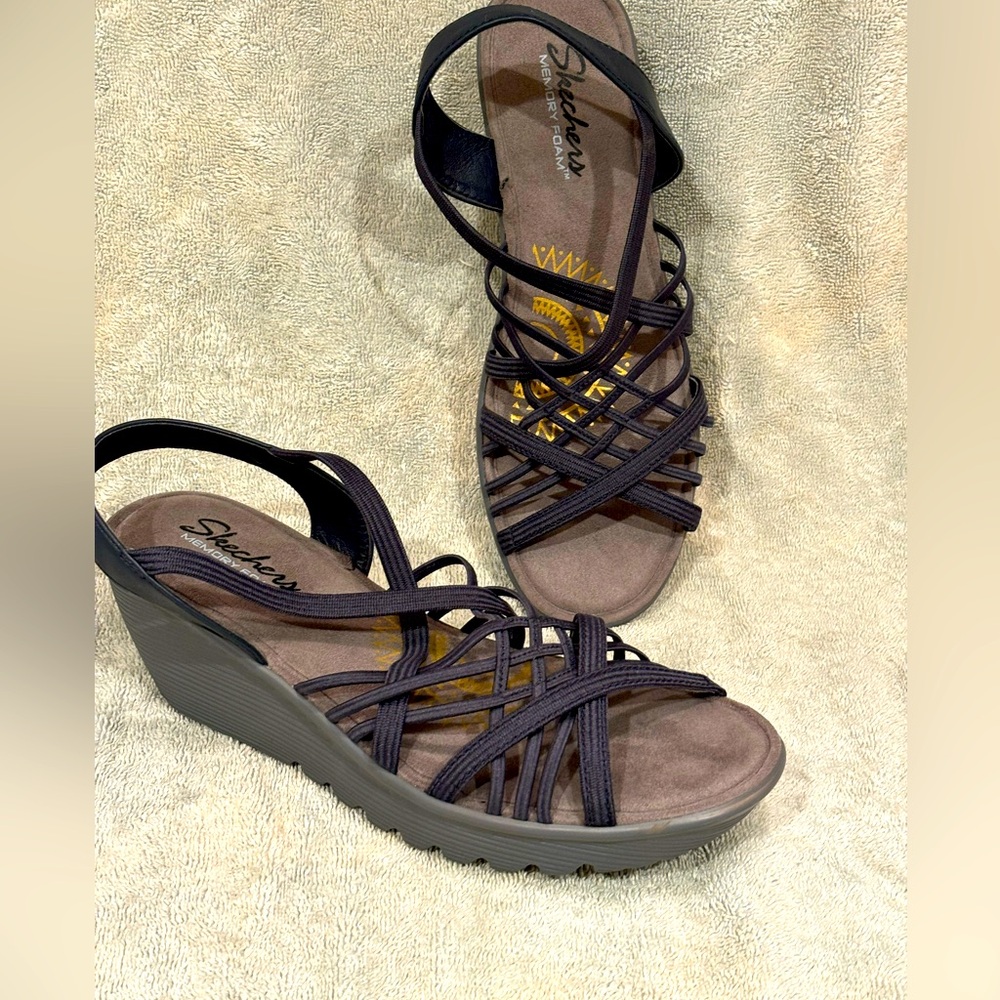 Skechers women’s scrappy sandal gray size 10-11 /40